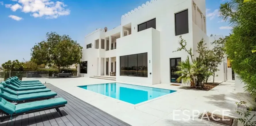 Villa en Palm Jumeirah, Dubai, 6 dormitorios, 650 m², № 62313