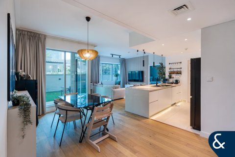 Apartment in Marina Promenade, Dubai Marina, Dubai 2 bedrooms, 285 sq.m. № 75849