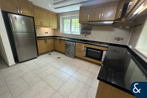 Villa in Jumeirah Park, Dubai 5 bedrooms, 750 sq.m. № 91474 - photo 4