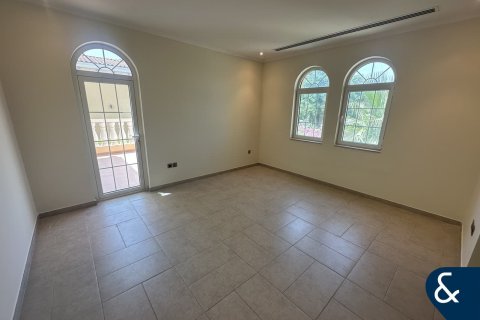 Villa in Jumeirah Park, Dubai 5 bedrooms, 750 sq.m. № 91474 - photo 9