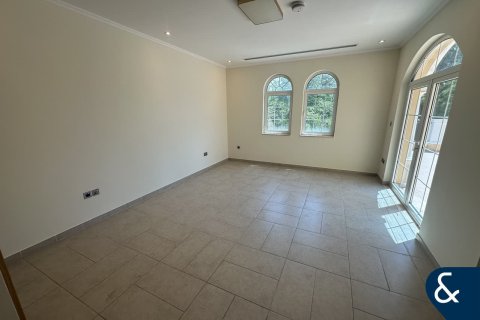 Villa in Jumeirah Park, Dubai 5 bedrooms, 750 sq.m. № 91474 - photo 5
