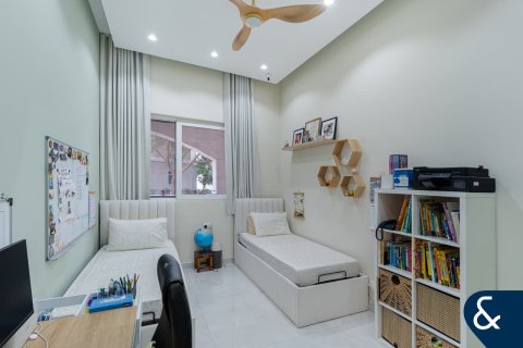 Apartment in Motor City, Dubai 3 bedrooms, 198 sq.m. № 91478 - photo 14