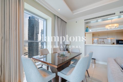 Appartement à The Address Residence Fountain Views 1, Downtown Dubai (Downtown Burj Dubai), Dubai, 2 chambres, 134.87007219 m², № 103203 - photo 2