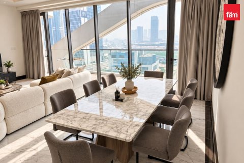 Apartment in Business Bay, Dubai 2 bedrooms, 214.8 sq.m. № 139282 - photo 5