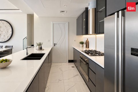 Apartment in Business Bay, Dubai 2 bedrooms, 214.8 sq.m. № 139282 - photo 8