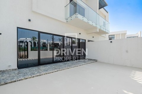 Townhouse in Murooj Al Furjan, Al Furjan, Dubai 4 bedrooms, 222.22 sq.m. № 136950 - photo 20