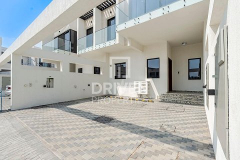 Таунхаус в Murooj Al Furjan, Al Furjan, Дубай, 4 спальни, 225.75м², № 136951