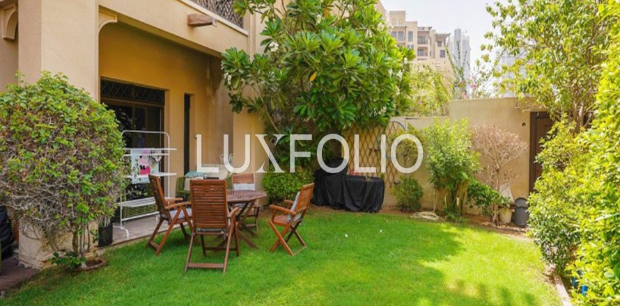 Apartamento en Old Town, Dubai, 2 dormitorios, 120 m², № 45600