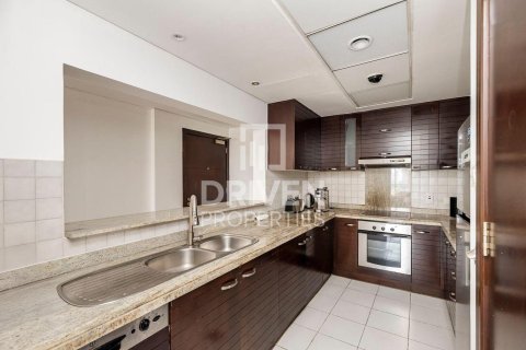 Снять в аренду квартиру в Marina Tower, Дубай Марина, Дубай: 1 спальня, 89.84м², № 129476 - фото 3