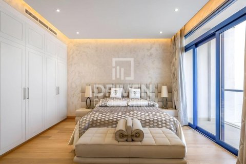 Villa à Palma Residences, Palm Jumeirah, Dubai, 5 chambres, 340.03 m², № 128825 - photo 10