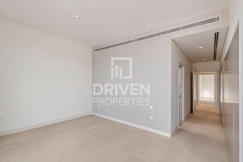Снять в аренду таунхаус в Nad Al Sheba 1, Nadd Al Sheba, Дубай: 3 спальни, 358.33м², № 128826 - фото 6