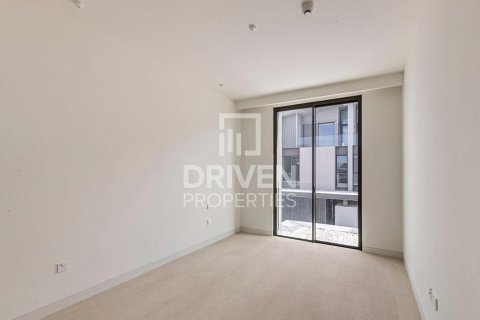 Снять в аренду таунхаус в Nad Al Sheba 1, Nadd Al Sheba, Дубай: 3 спальни, 358.33м², № 128826 - фото 9