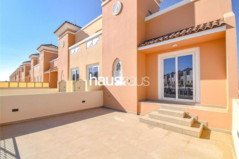 تاون هاوس في Dubai Sports City, دبي 4 غرف نوم, 247 م² رقم 44504 - صورة 3