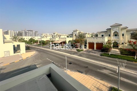 Townhouse in Al Furjan, Dubai 3 bedrooms, 307 sq.m. № 44502 - photo 11