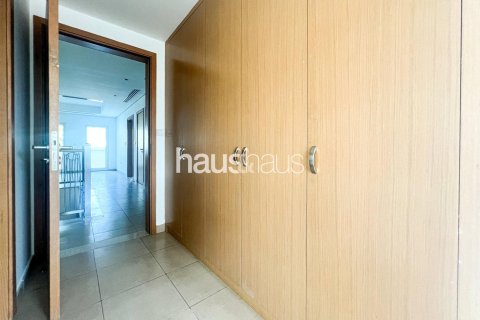 Townhouse in Al Furjan, Dubai 3 bedrooms, 307 sq.m. № 44502 - photo 18