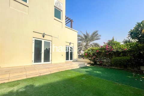 Townhouse in Al Furjan, Dubai 3 bedrooms, 307 sq.m. № 44502 - photo 2
