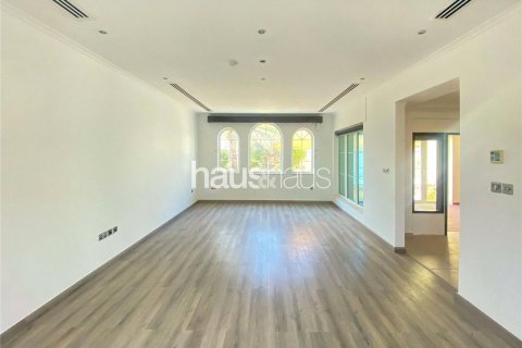 فيلا في Legacy, Jumeirah Park, دبي 3 غرف نوم, 285 م² رقم 44500 - صورة 2