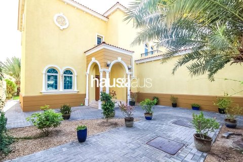 Вилла в Legacy, Jumeirah Park, Дубай, 3 спальни, 285м², № 44500