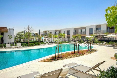 Снять в аренду таунхаус в Elan, Tilal Al Ghaf, Дубай: 3 спальни, 140м², № 44659 - фото 4