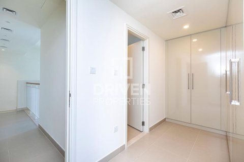 Townhouse in Maple at Dubai Hills Estate, Dubai Hills Estate, Dubai 4 bedrooms, 291.07 sq.m. № 138781 - photo 9
