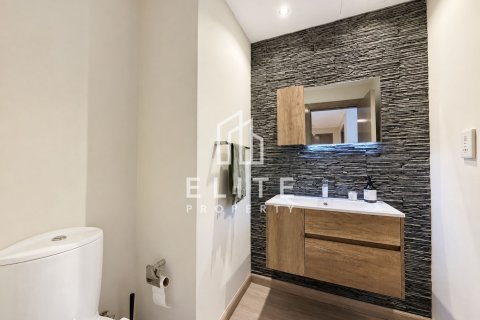 Apartment in Executive Towers, Business Bay, Dubai 1 bedroom, 127 sq.m. № 141246 - photo 15