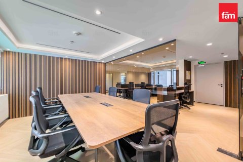 Bureau à Dubai, 151.1 m², № 122014