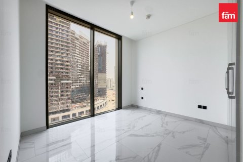 Apartment in Dubai 4 bedrooms, 218.6 sq.m. № 124370 - photo 17