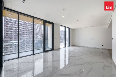 Apartment in Dubai 4 bedrooms, 218.6 sq.m. № 124370 - photo 2