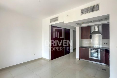 Apartamento en 29 Burj Boulevard, Downtown Dubai (Downtown Burj Dubai), Dubai, estudio, 43.57 m², № 140491 - foto 2