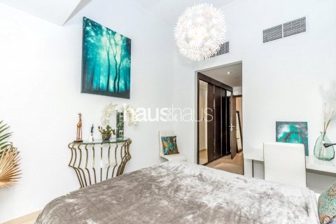 Apartment in Silverene, Dubai Marina, Dubai 2 bedrooms, 135 sq.m. № 45005 - photo 9