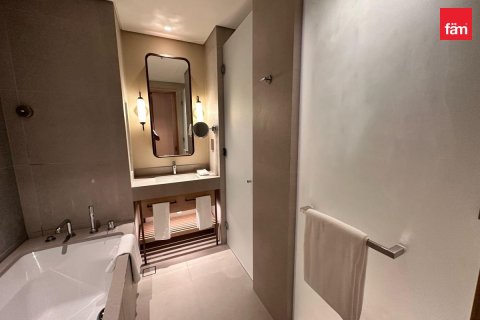 Apartment in Downtown Dubai (Downtown Burj Dubai), Dubai 1 bedroom, 70.6 sq.m. № 123753 - photo 10