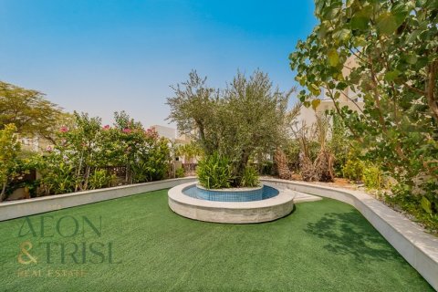 Villa en Mudon, Dubai, 5 dormitorios, 917 m², № 60835 - foto 4