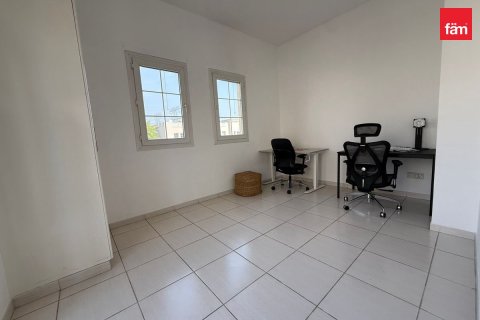 Villa in Dubai 2 bedrooms, 255.2 sq.m. № 137762 - photo 8
