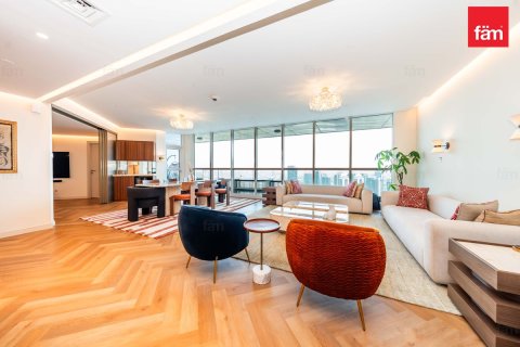 Apartment in Dubai Marina, Dubai 3 bedrooms, 276.8 sq.m. № 112812 - photo 3