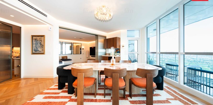 Apartment in Dubai Marina, Dubai 3 bedrooms, 276.8 sq.m. № 112812