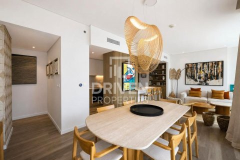 Appartement à Burj Vista, Downtown Dubai (Downtown Burj Dubai), Dubai, 2 chambres, 153.29 m², № 140240 - photo 2