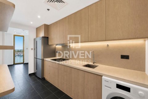 Apartment in Jumeirah Bay Island, Jumeirah, Dubai 3 bedrooms, 250.65 sq.m. № 138729 - photo 16