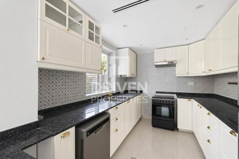 Villa in The Springs, Dubai 3 bedrooms, 326 sq.m. № 128429 - photo 13