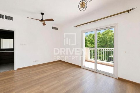Villa in The Springs, Dubai 3 bedrooms, 326 sq.m. № 128429 - photo 4