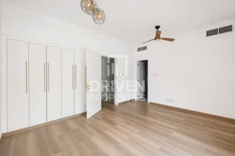 Villa in The Springs, Dubai 3 bedrooms, 326 sq.m. № 128429 - photo 5