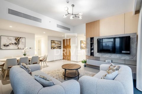 Appartement à Zabeel, Dubai, 3 chambres, 149.76 m², № 136968 - photo 4