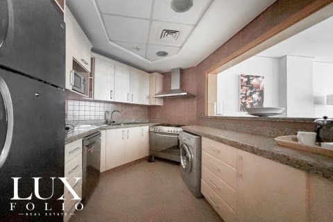 Снять в аренду квартиру в Shoreline Apartments, Пальма Джумейра, Дубай: 1 спальня, 116м², № 46378 - фото 5