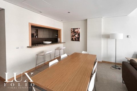 Снять в аренду квартиру в Shoreline Apartments, Пальма Джумейра, Дубай: 1 спальня, 116м², № 46378 - фото 4