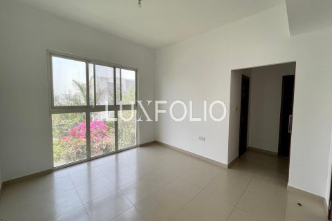 Снять в аренду таунхаус в Arabella Townhouses, Мудон, Дубай: 4 спальни, 235м², № 46390 - фото 10