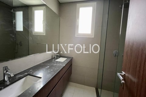 Снять в аренду таунхаус в Arabella Townhouses, Мудон, Дубай: 4 спальни, 235м², № 46390 - фото 12
