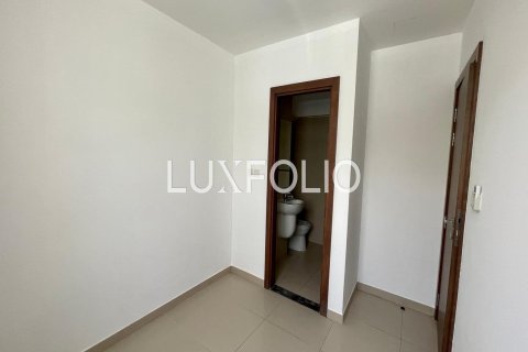 Снять в аренду таунхаус в Arabella Townhouses, Мудон, Дубай: 4 спальни, 235м², № 46390 - фото 20