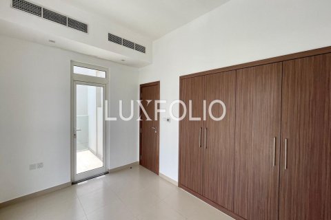Снять в аренду таунхаус в Arabella Townhouses, Мудон, Дубай: 4 спальни, 235м², № 46390 - фото 15