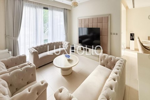 Снять в аренду виллу в Sidra Villas, Дубай Хилс Эстейт, Дубай: 3 спальни, 430м², № 46389 - фото 2