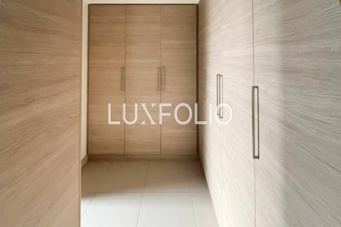 Снять в аренду виллу в Sidra Villas, Дубай Хилс Эстейт, Дубай: 3 спальни, 430м², № 46389 - фото 22