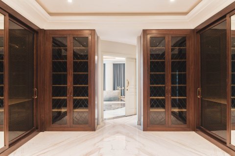 Villa à Dubai, 7 chambres, 2050 m², № 37286 - photo 5